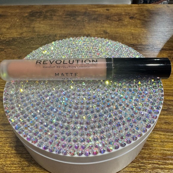 Revolution Matte Lipstick - Picture 1 of 3